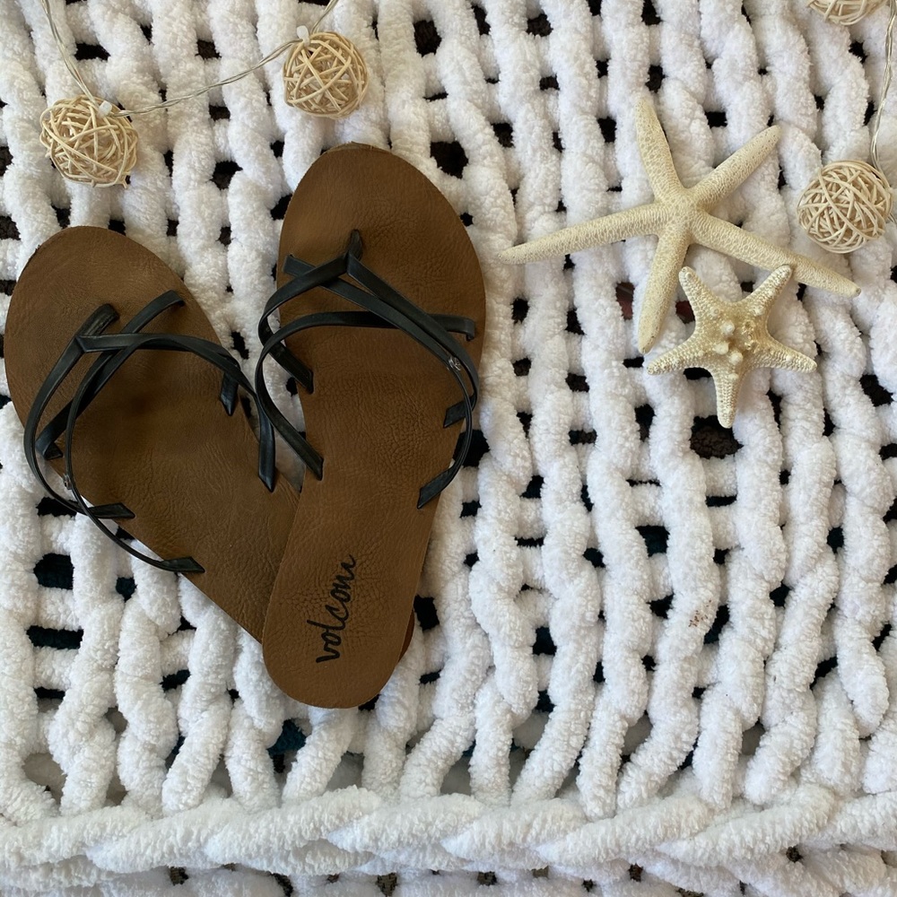 Volcom Sandals - Tillys